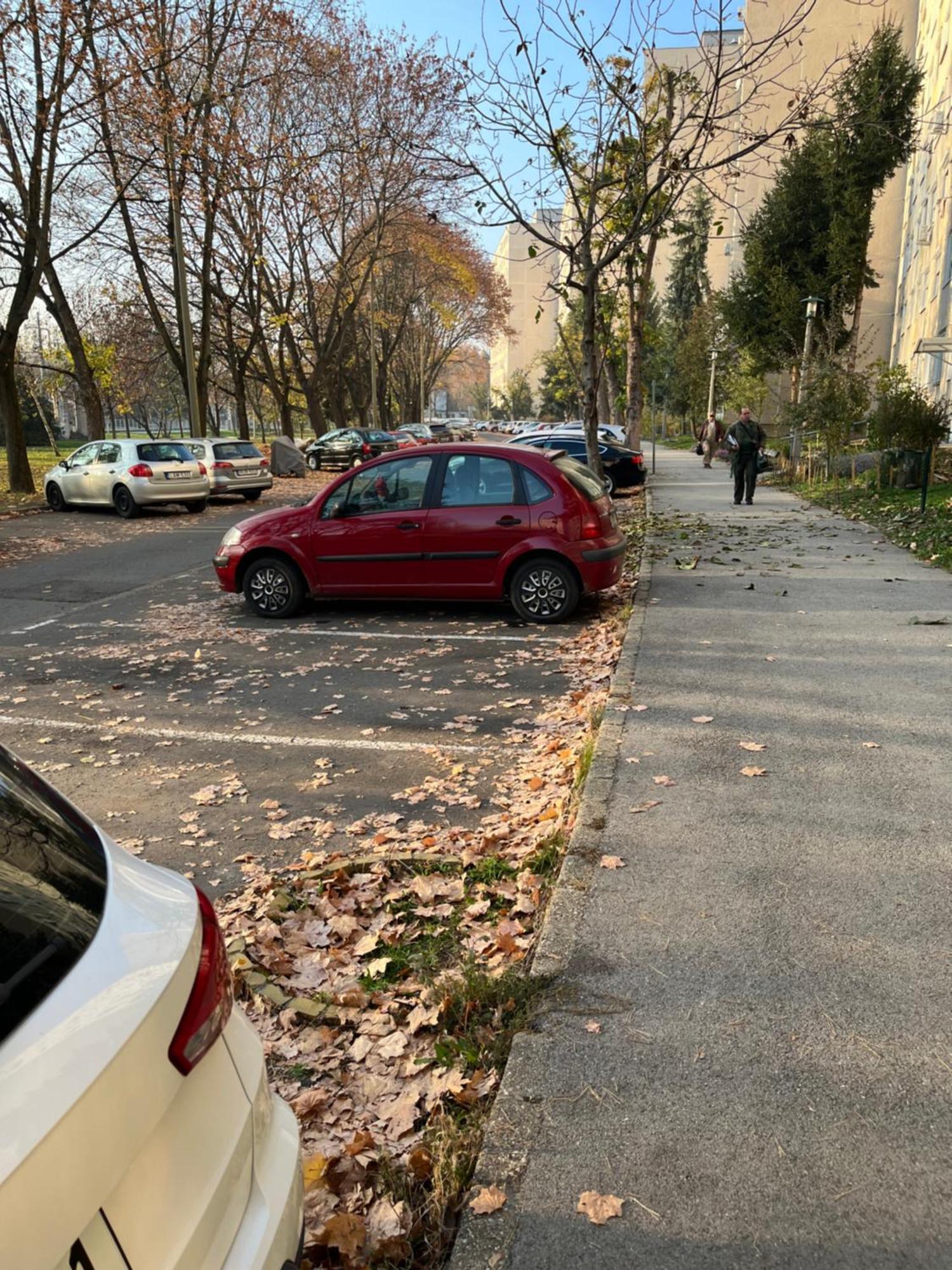 Var Apartman Miskolc Bagian luar foto